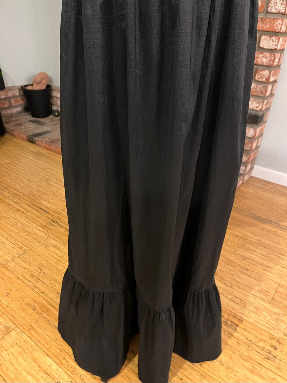 Hutch NWT $350 Ericha crystal embellished gown - Picture 4 of 7